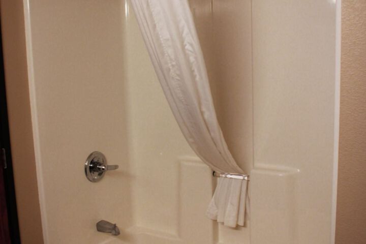Room 22 of 42