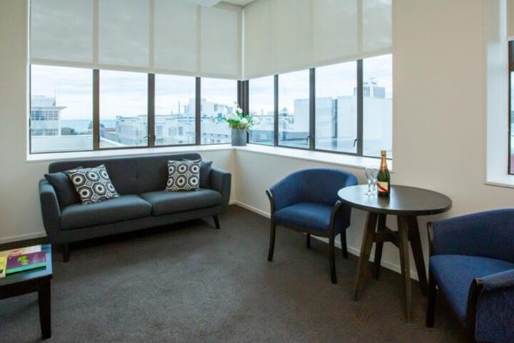 Room 2 of 44