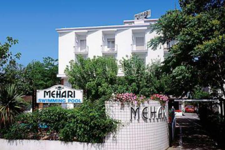 HOTEL MEHARI