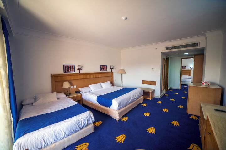 Room 48 of 109