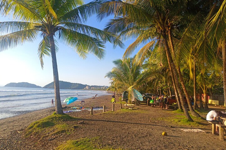 Beach 31 of 39