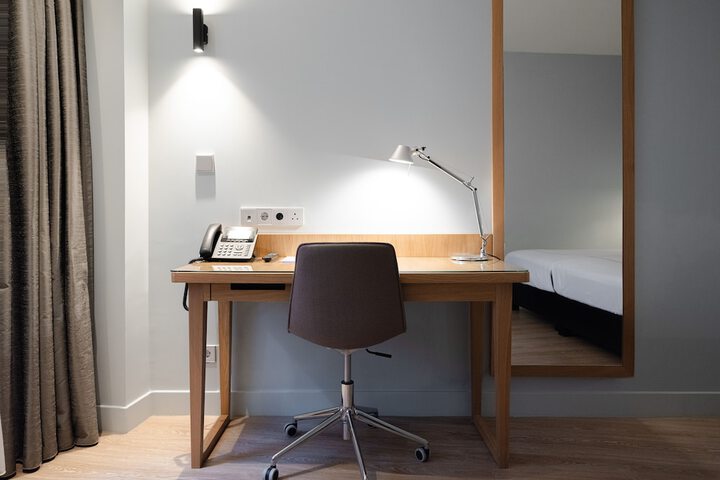 Room 46 of 109