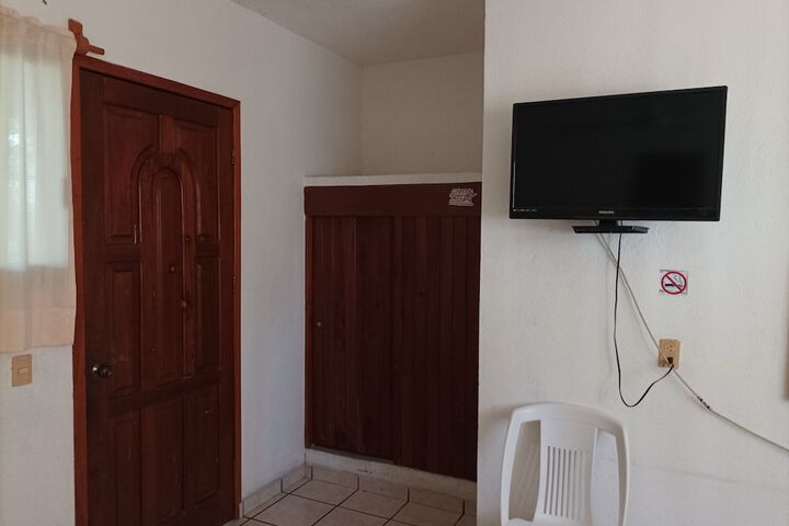 Room 5 of 42