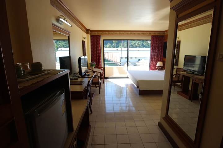 Room 7 of 53