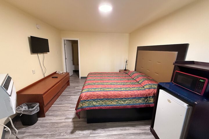Photo of Golden Knight Motel
