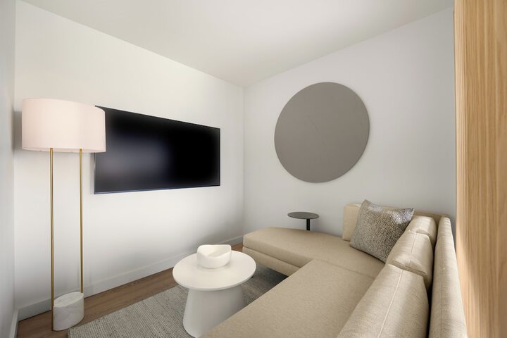 Room 30 of 53