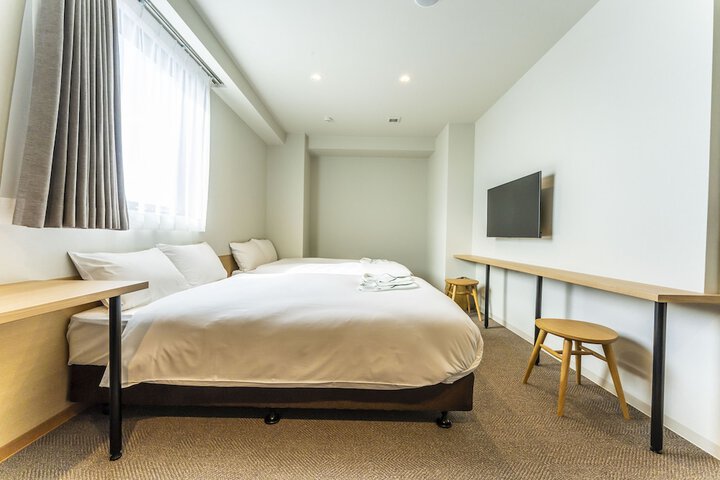 Room 14 of 42