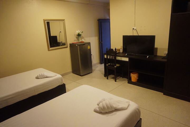 Room 35 of 50