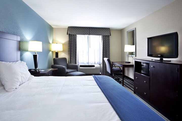 Room 7 of 42