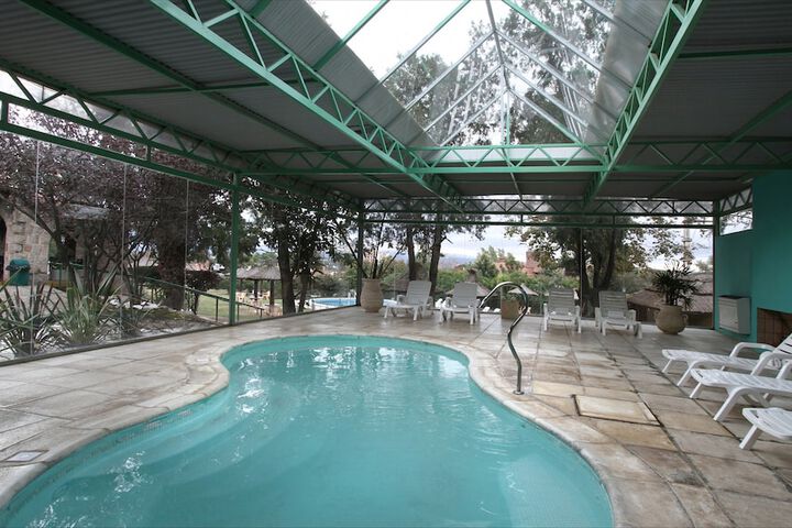 Hotel Pool