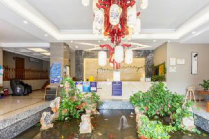 Qingfeng Hetang Hotel
