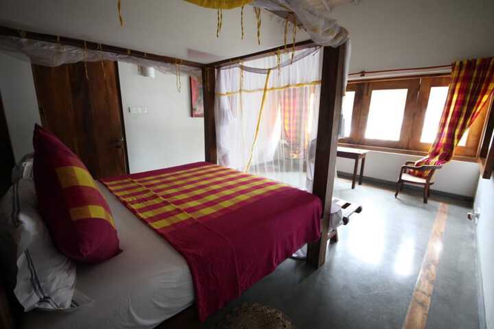 Room 20 of 34