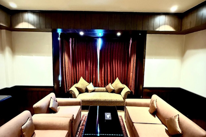 Room 45 of 85