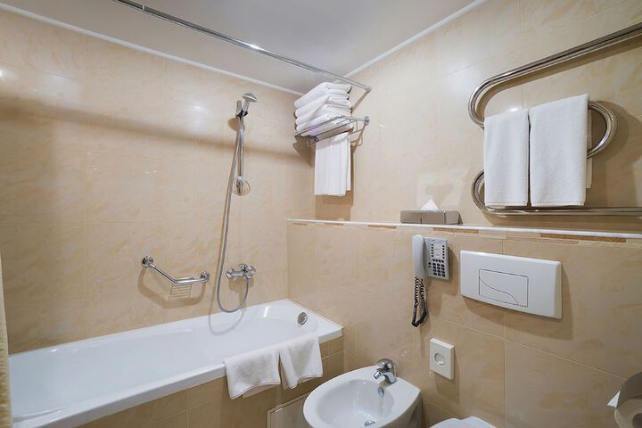Room 55 of 219
