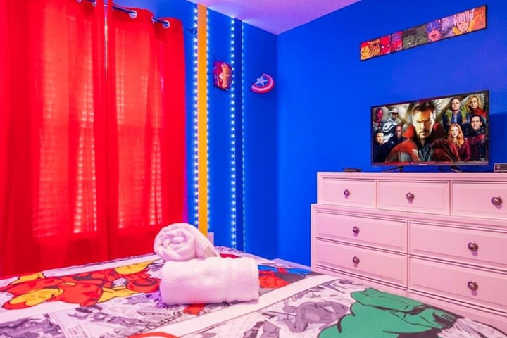 Room 27 of 51