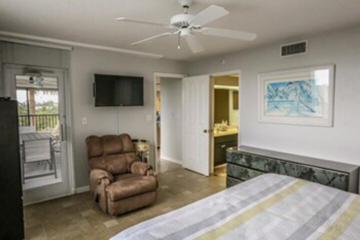 Room 22 of 23