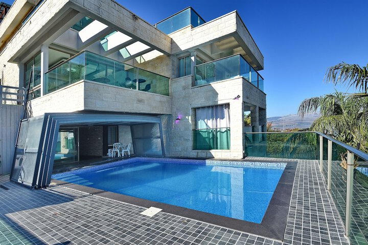 luxury suites