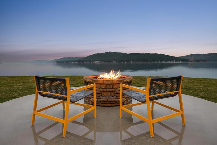 Terrace/Patio 37 of 43