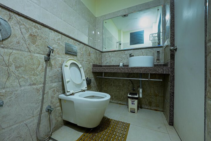 Room 14 of 17