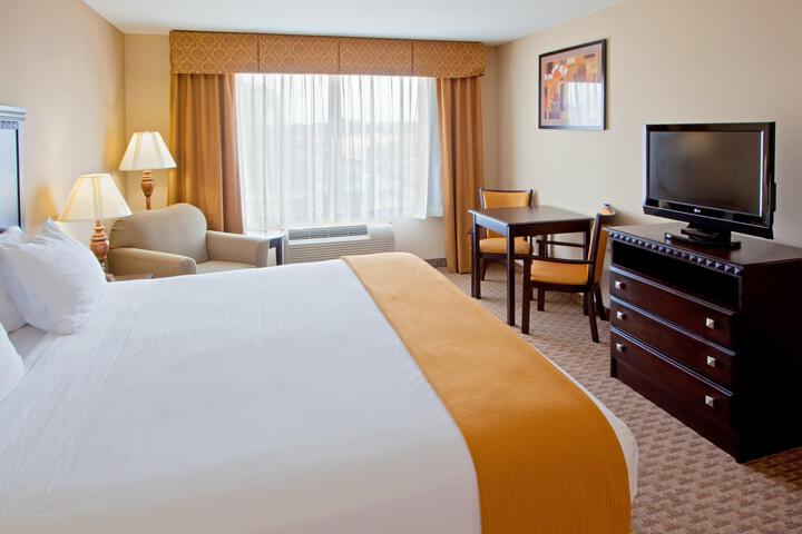 Standard Room, King or Two Doubles