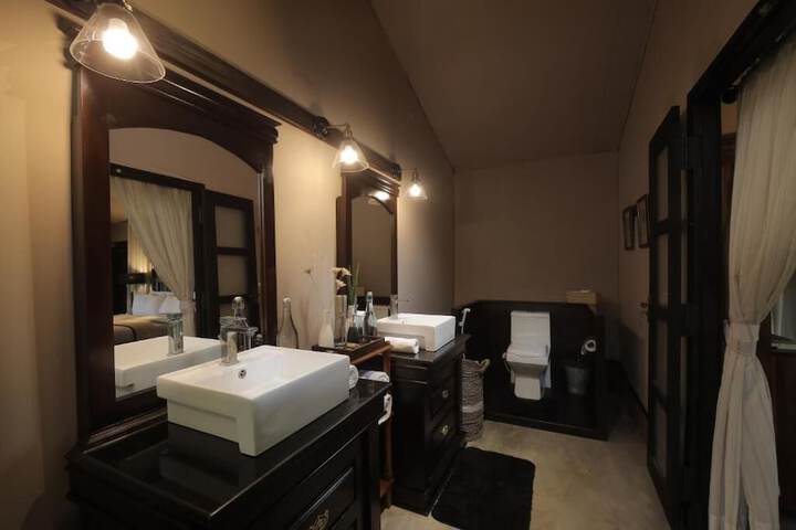 Room 18 of 24