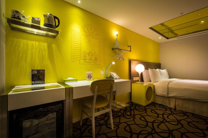 Room 123 of 171