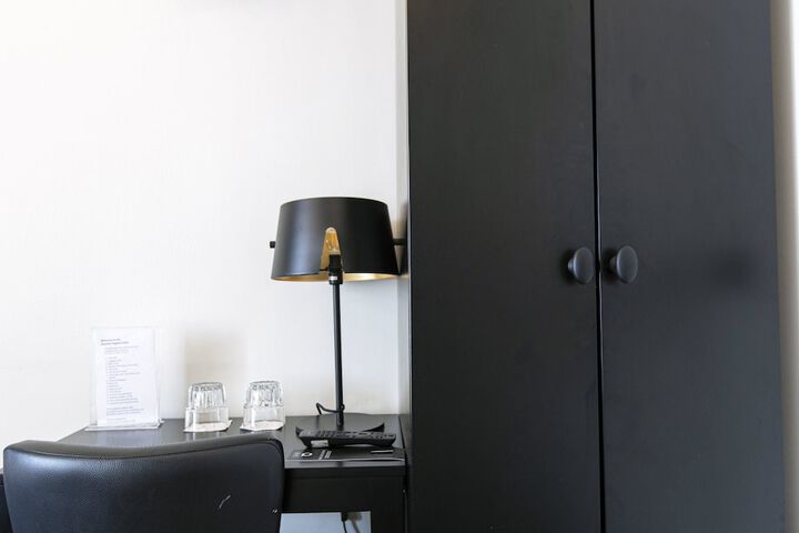 Room 60 of 96