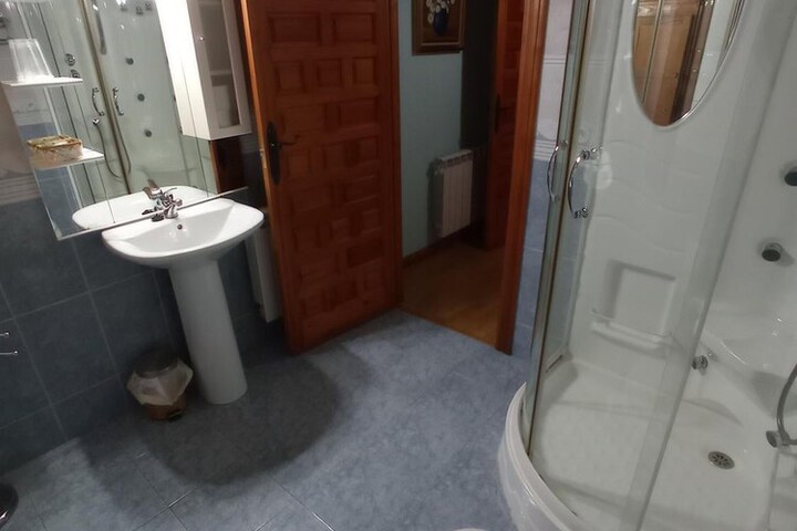 Room 49 of 63