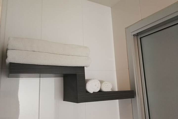 Room 40 of 49