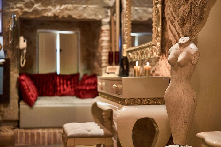 Hotel Interior 40 of 43