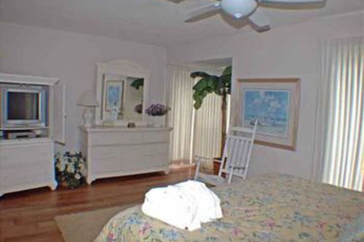 Room 14 of 97