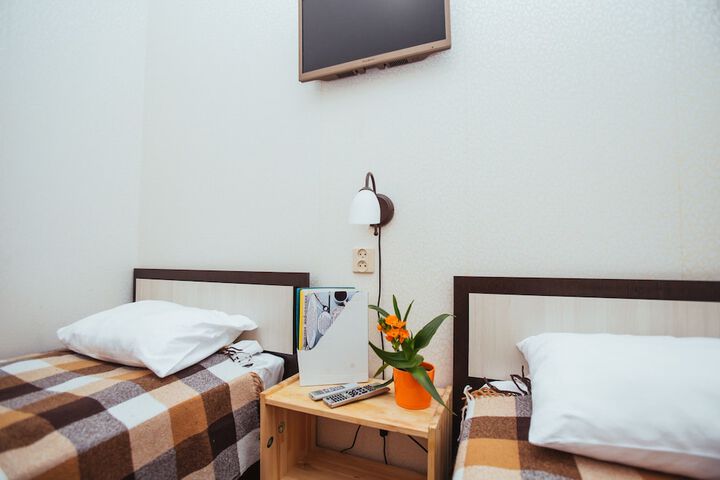 Room 19 of 19