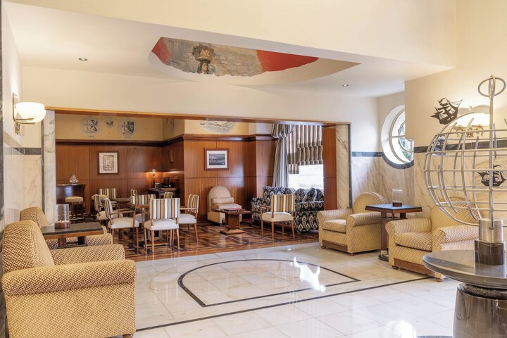 Lobby Photos