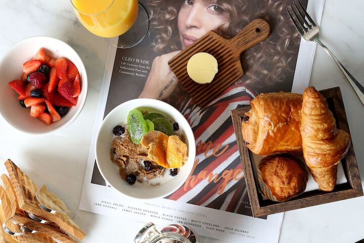 Breakfast/Coffee Service 99 of 109