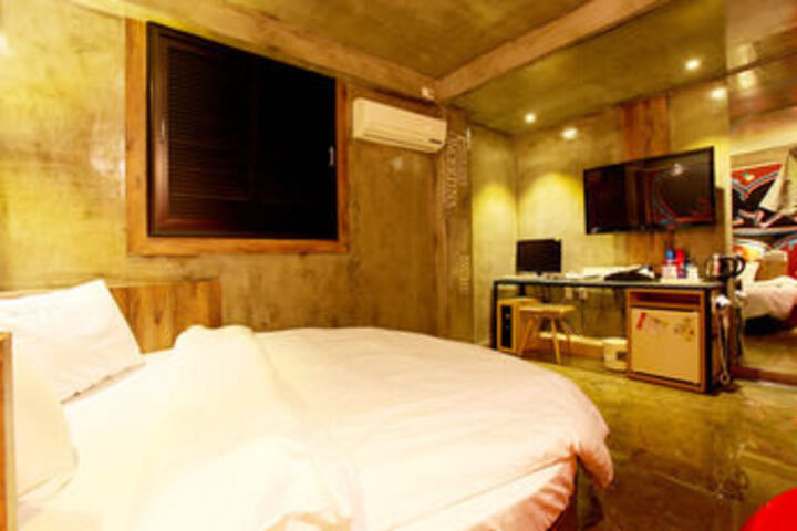 Room 21 of 78
