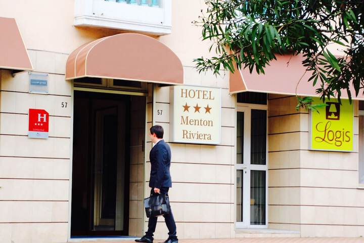 Hotel 35 of 39