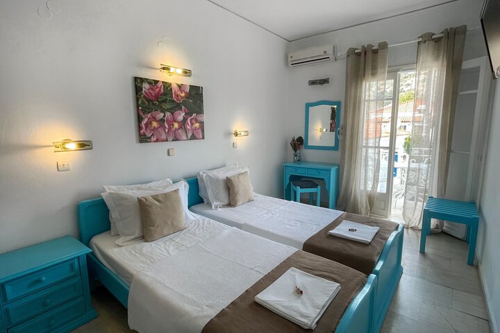 Room 15 of 63