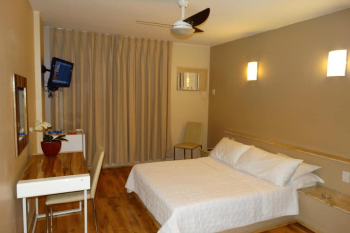 Room 18 of 42
