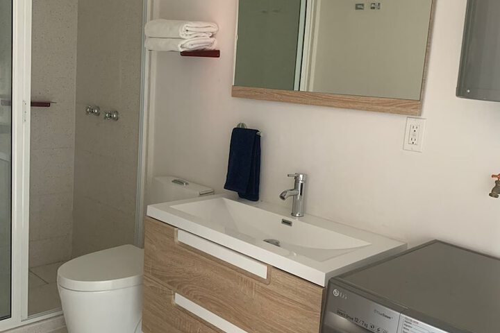 Room 92 of 108