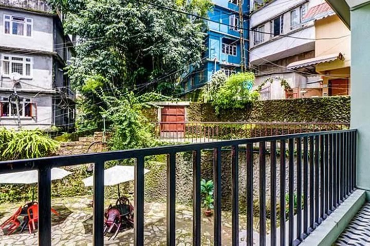 Terrace/Patio 26 of 33