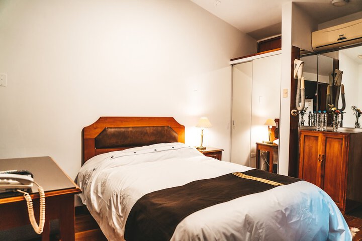 Room 11 of 70