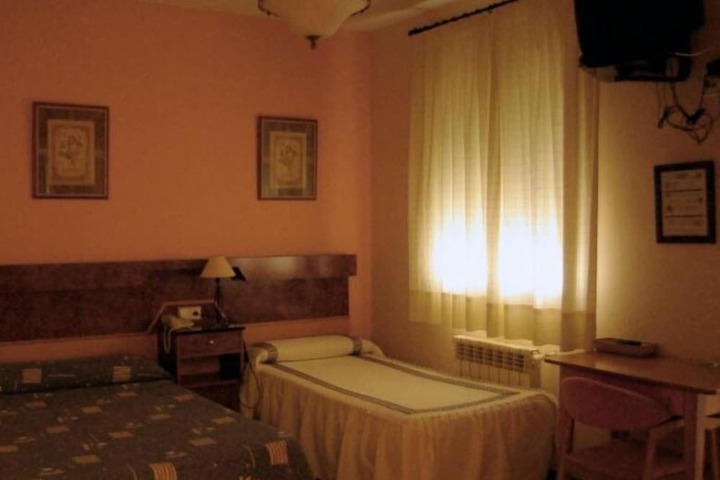 Room 19 of 66