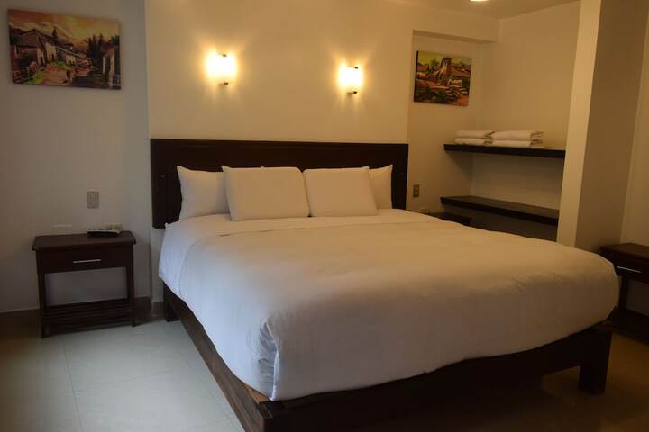 Room 8 of 37