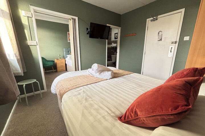 Room 58 of 94