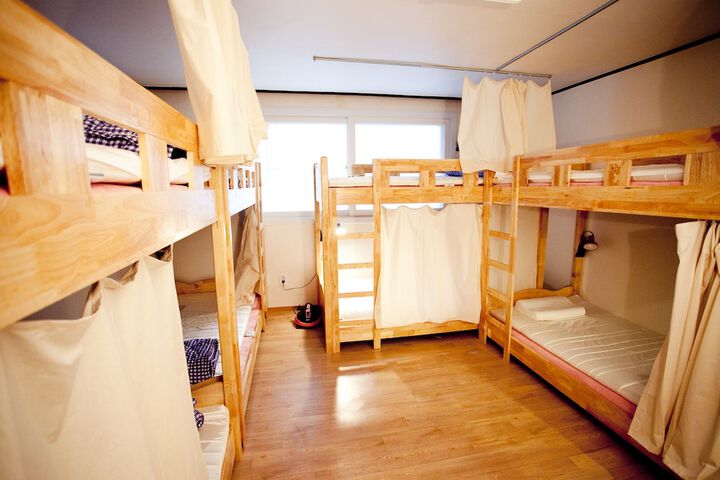 Room 19 of 46