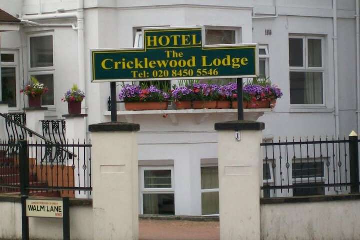 Hotel Entry
