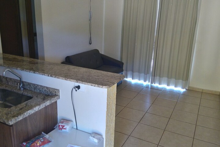 Room 11 of 28