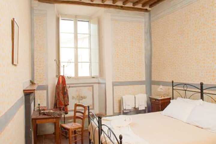 Room 38 of 170