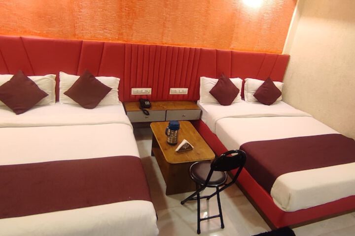 Room 25 of 44