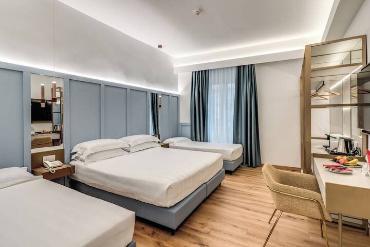 Room 46 of 94